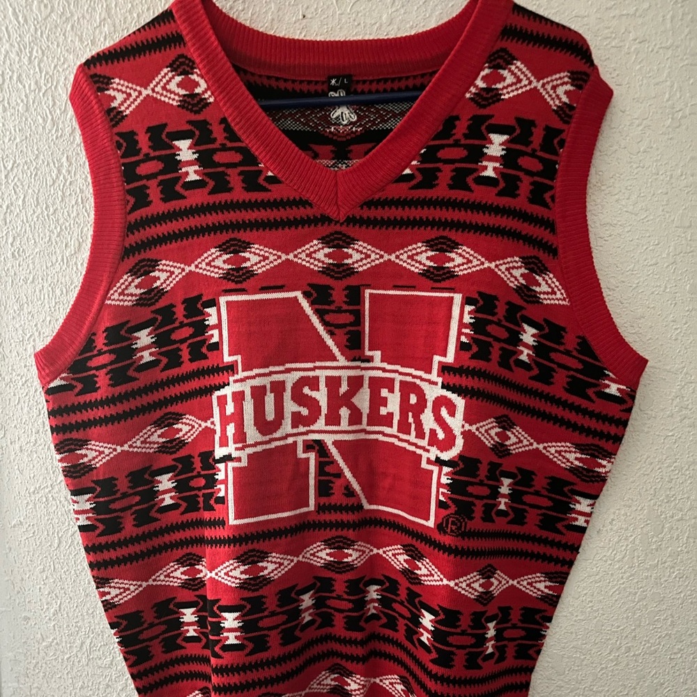 Men’s Nebraska sweater vest.